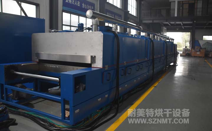 �������������t